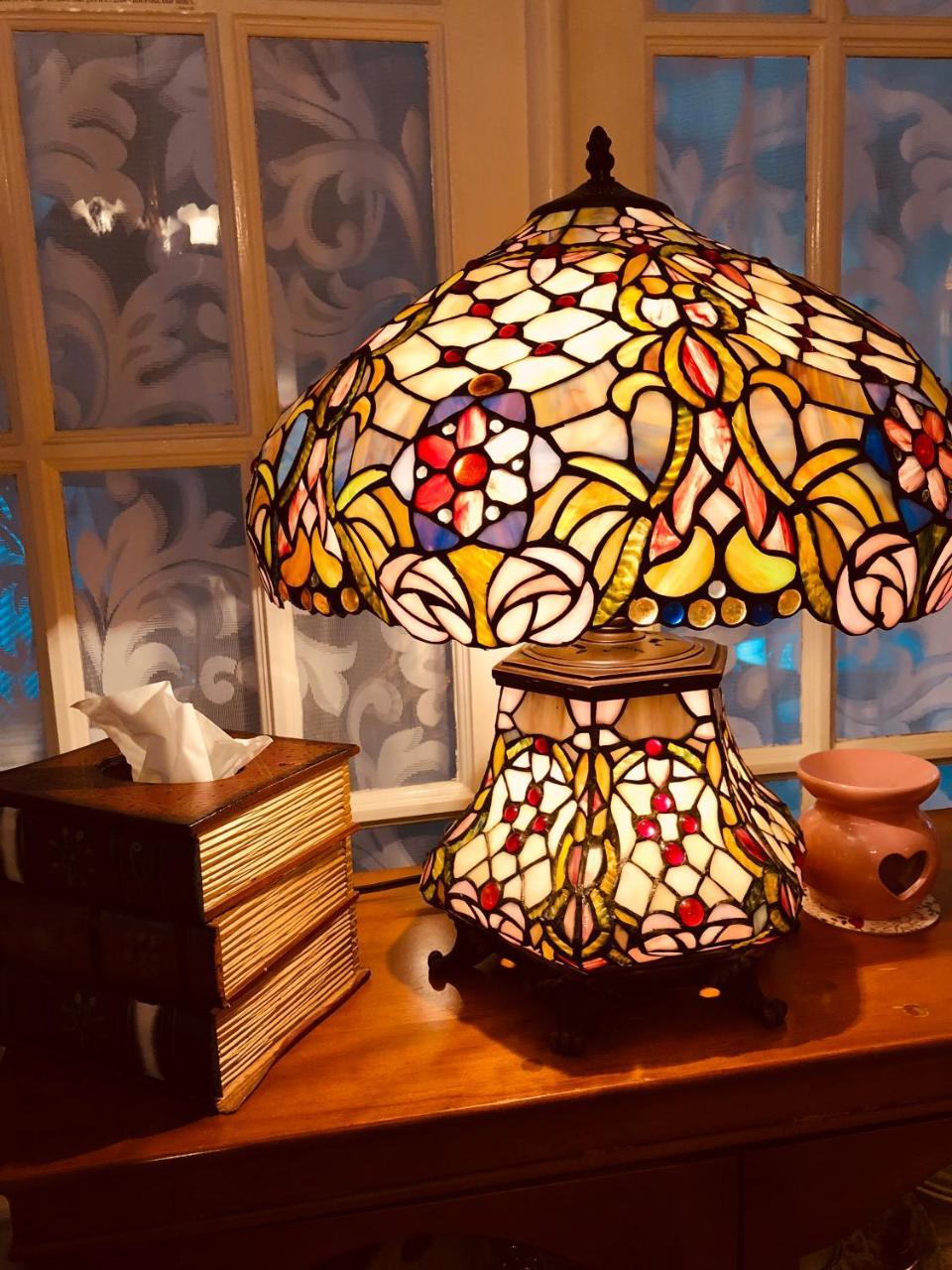 Princess Anne Book Lovers Inn Экстерьер фото